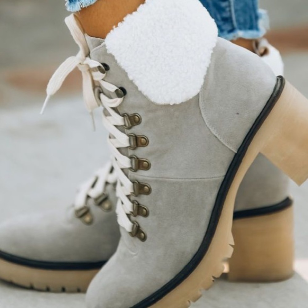 NWT Oasis Society Shearling Lace Up Sherpa Lined Hiking Boots - Picture 9 of 9